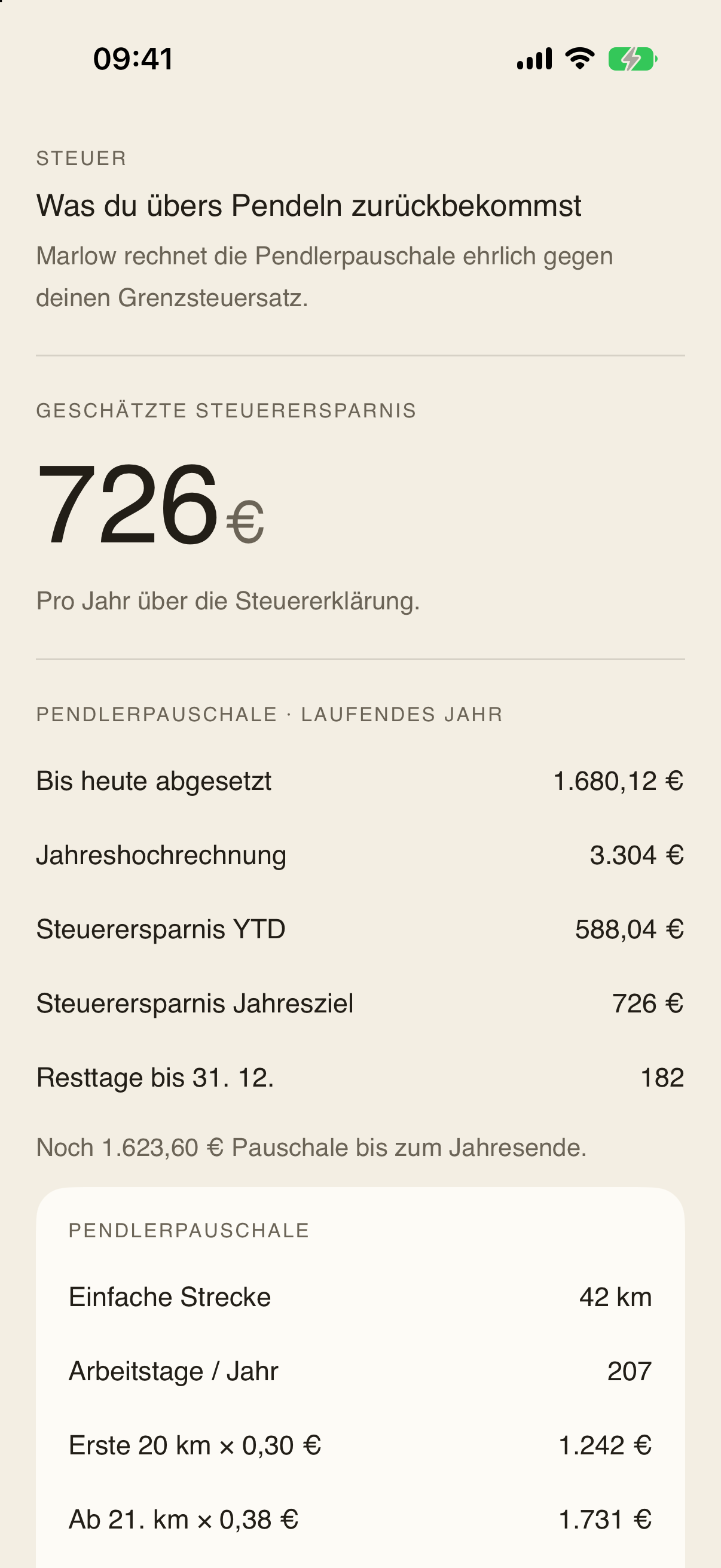 Steuer-Bildschirm mit geschätzter Steuerersparnis und Pendlerpauschale.